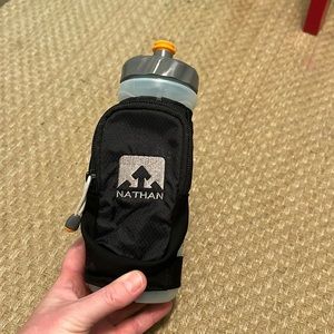 Nathan handheld hydration bottle